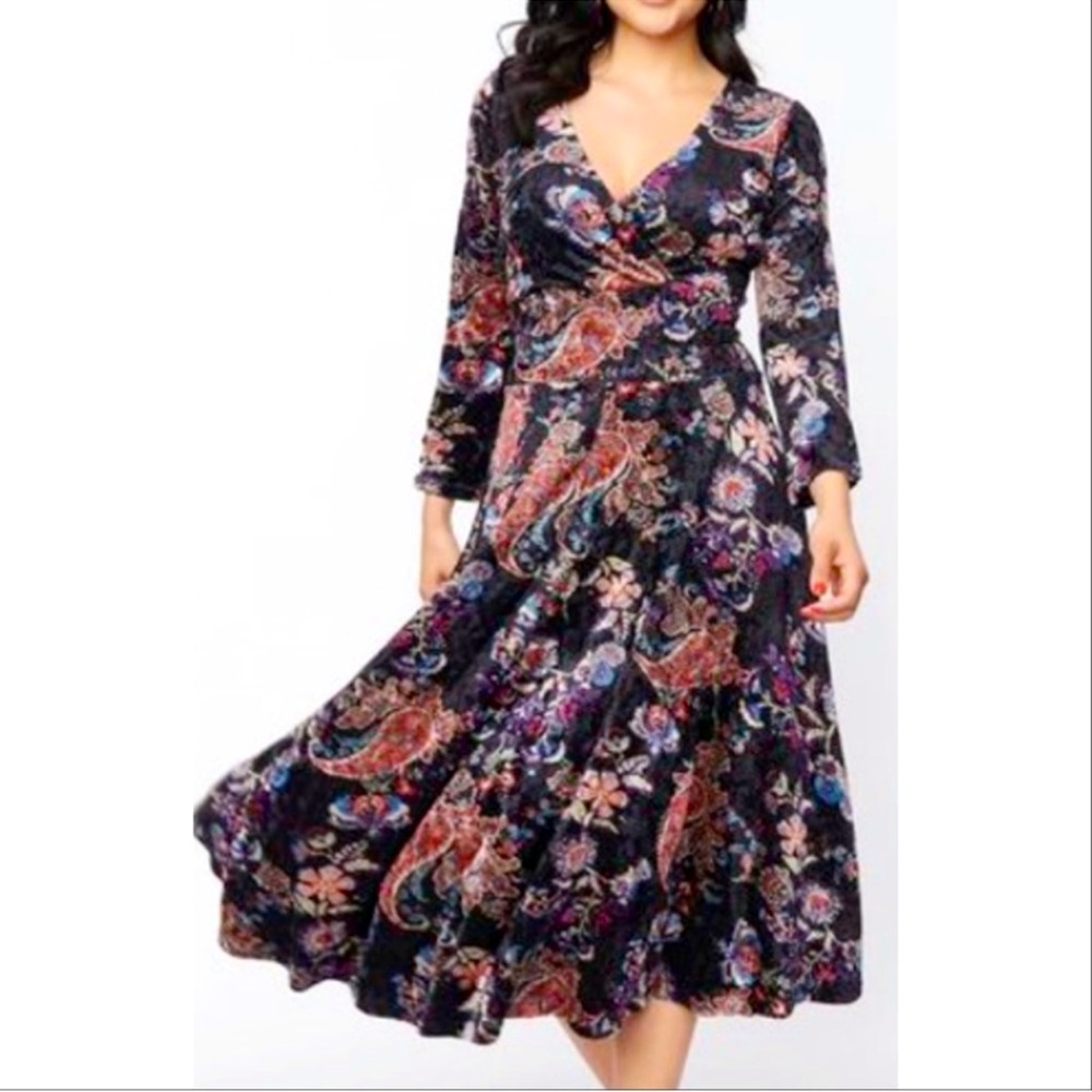 Unique Vintage Velvet Textured Dark Floral Paisley Maxi Dress Retro